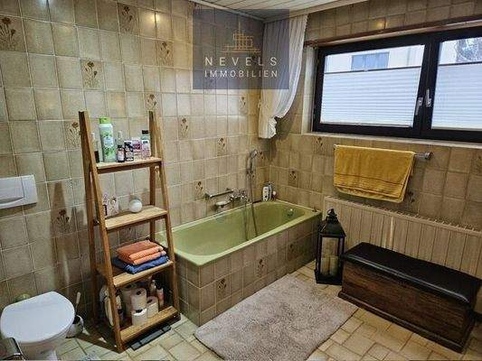 Bdezimmer Erdgeschoss (2)