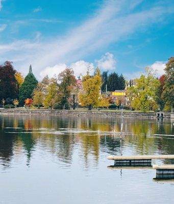 Südansicht aus der Entfernung.jpg
