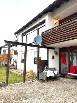 3-159_Garten - Terrasse.jpg