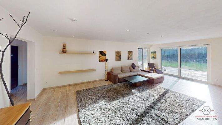 Auf-Der-Schanz-Living-Room 1