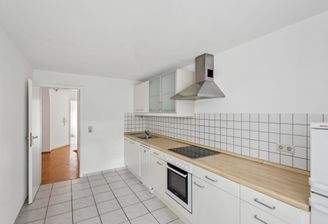 Moderne Einbauküche inklusive!