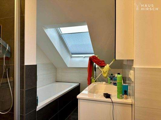 Badezimmer Ansicht 2