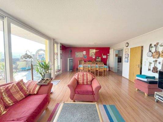 Wohn- und Essbereich