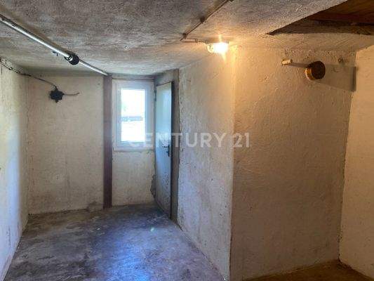 OG Zimmer mit Räucherkammer