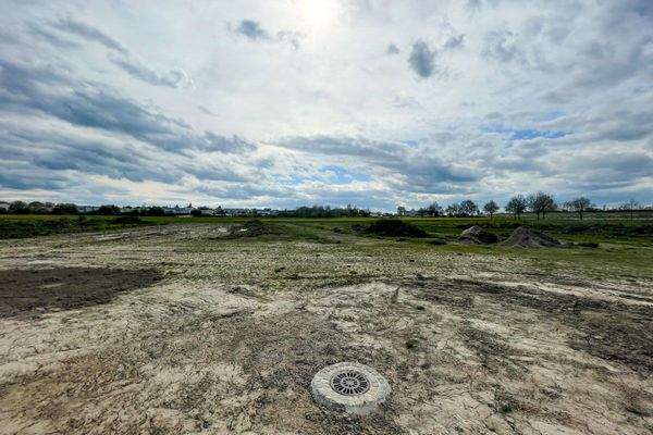 Grundstück (Richtung-Süden)