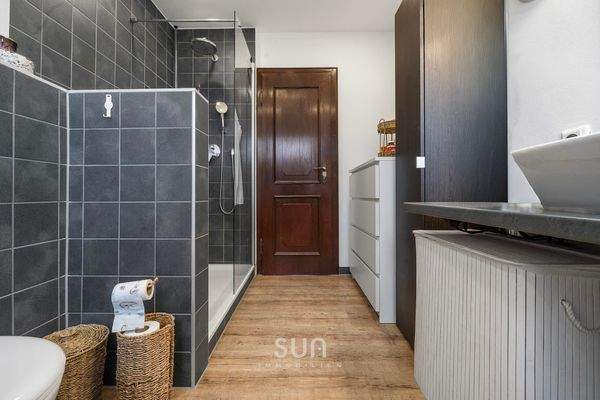 STILVOLLES BADEZIMMER