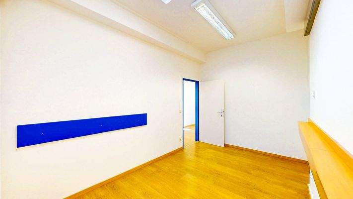 Büro 5 oder Druckerraum