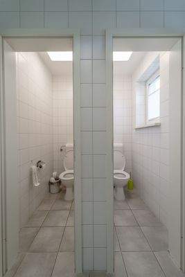 Praxisräume-Sanitärbereich