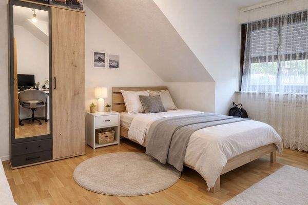 Kinderzimmer OG (Einrichtung KI verändert)