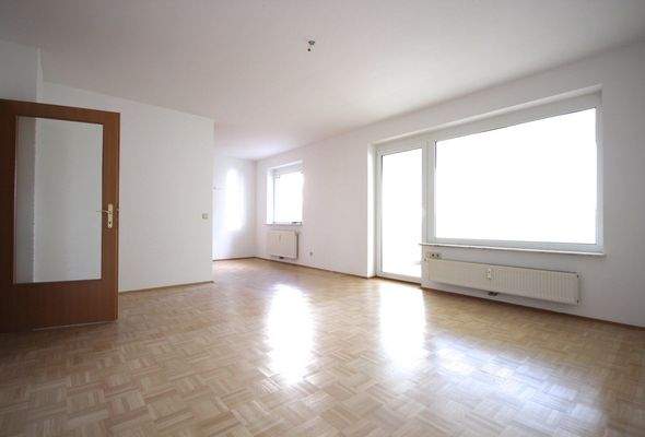 Schöne 2-Zi-Wohnung in Zentrumslage inkl. Tiefgaragenplatz