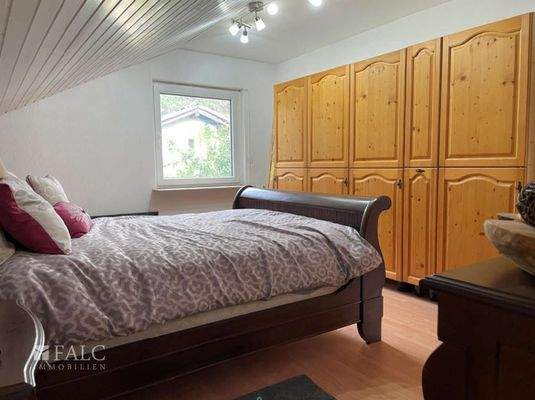 Schlafzimmer OG re