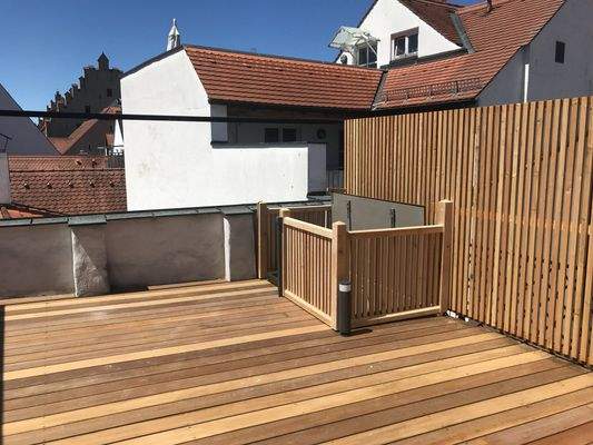 Zugang Dachterrasse vom Laubengang