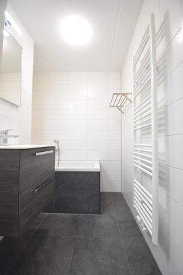 ferienhaus-badezimmer-cape-helius-sauna-luxus-wellness002