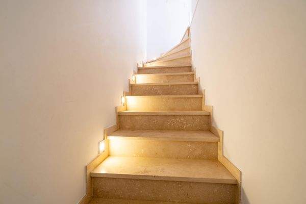 Treppenaufstieg zum OG