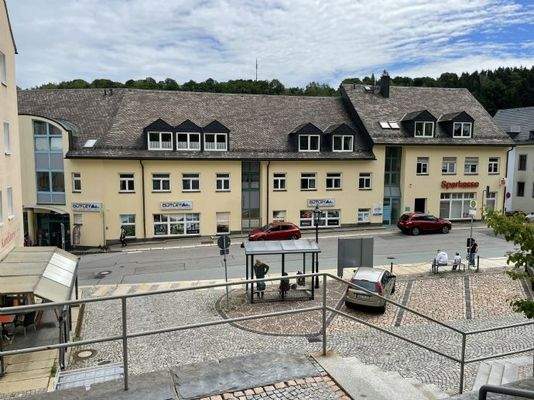 Wohn- und Geschäftsgebäude