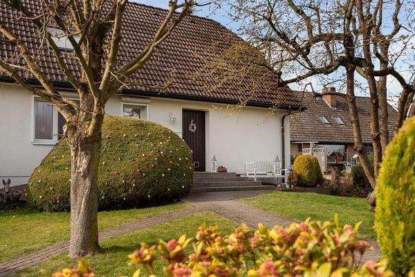 Vorgarten und Eingang