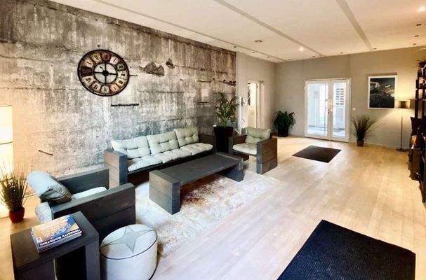 1000-satellites-hans-henny-jah