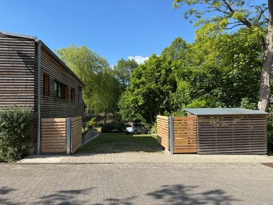 Einfahrt zum Parkplatz