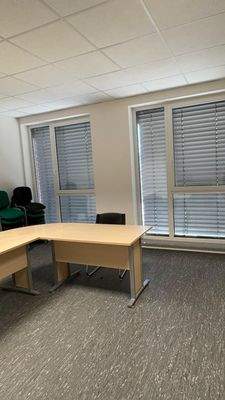 Büro an der Fensterseite