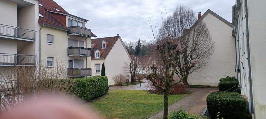 Schöne gepflegte Wohnanlage