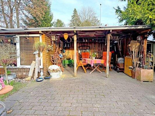 Überdachte Terrasse