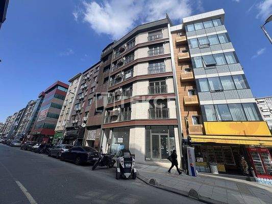 Flats Close to Moda Beach and Train Station in İstanbul Kadıköy