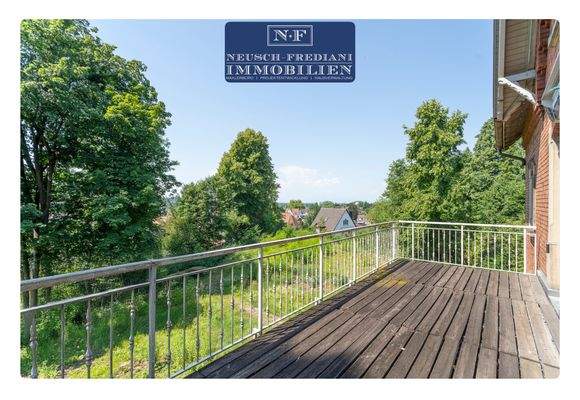 Der Blick nach Südwesten vom 1. OG