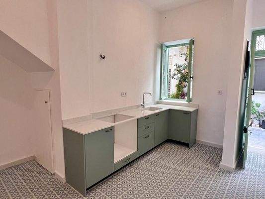 Kreta, Kritsa: Renovierte Wohnung mit Balkon zu verkaufen