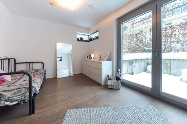 Kinderzimmer- Office Bereich EG 