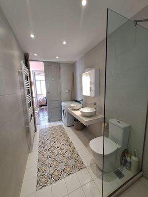 Kreta, Kalyves: Elegante neoklassizistische Villa am Meer zu verkaufen