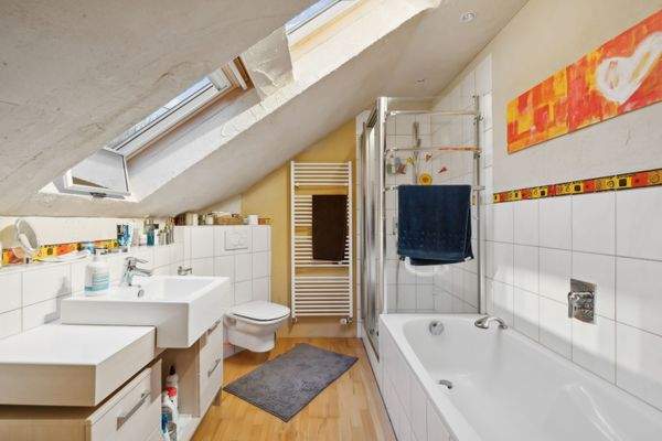 Bad im Obergeschoss