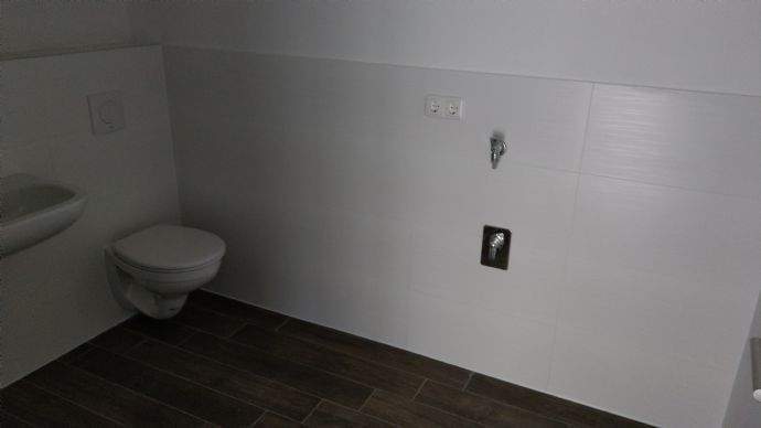 Bad mit Dusche ohne Fenster Bild 1