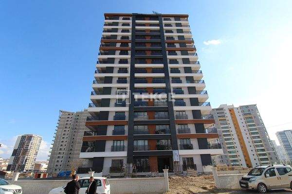 Spacious Apartments Close to Shopping Center in Keçiören