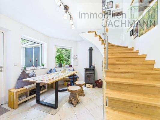 Turmwohnung Essen im EG und Zugang zum OG