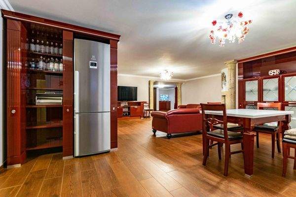 Luxusvilla-am-gardasee-kaufe_villa-am-gardasee-kaufen-haus-am-gardasee-kaufen_exklusive-Villa-am-gardasee_luxus-villa_luxusvilla-am-gardasee_villa-mit-panorama_villa-in-desenzano_comprare-villa-lago-di-garda_vendere-villa-lago-del-garda_Villa-di-lusso_Lag