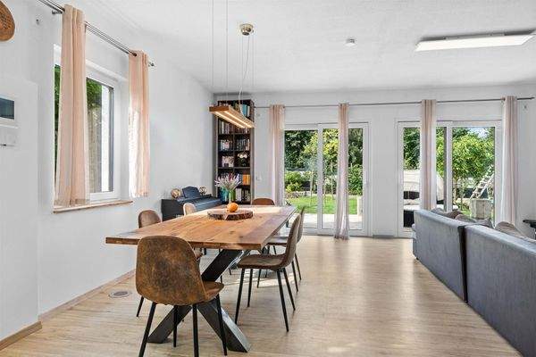 Wohn- und Essbereich