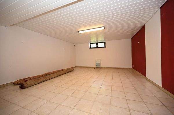 Wertiges Untergeschoss