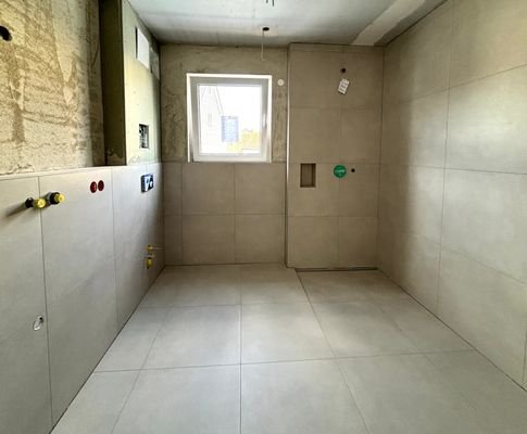 Bad mit großer Dusche