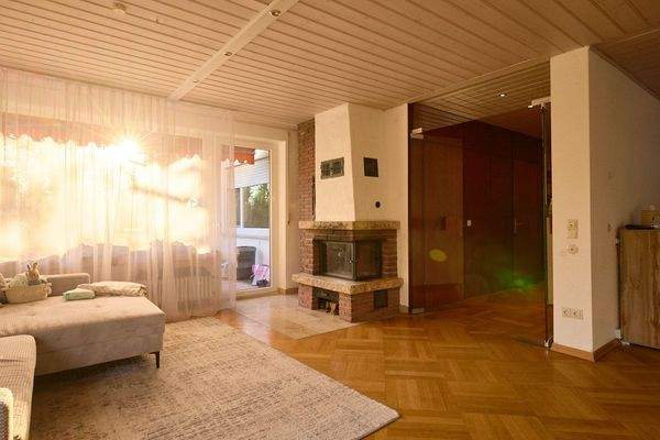 Blick in den Wohnbereich im EG