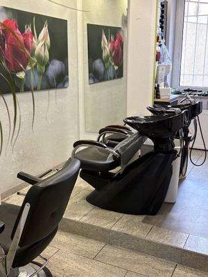 Wohl-FÜHLEN. HAARE!