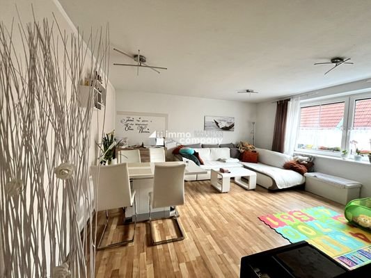 Wohnzimmer mit Essplatz - Einfamilienhaus Wöllersdorf