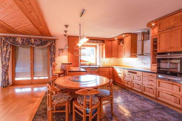 Offener Koch- und Essbereich