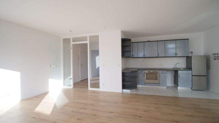 Wohnzimmer mit Küche