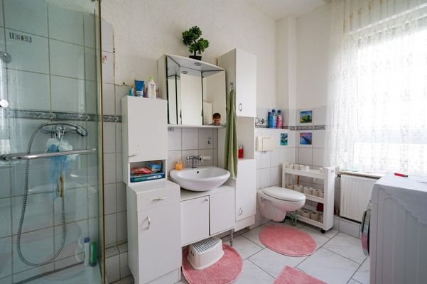 Badezimmer 1. OG