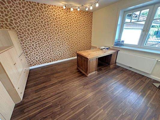 Arbeitszimmer EG