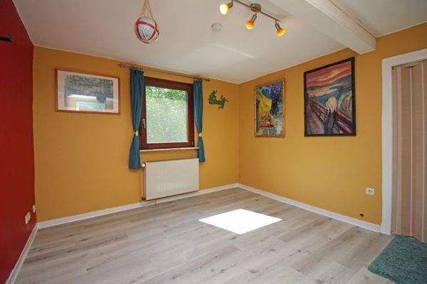 18_Schlafzimmer_rechtes Haus