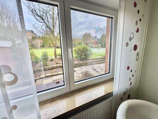 Ausblick in den Garten, Schlafzimmer