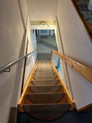 Treppe zum OG (1)