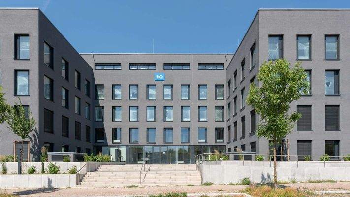 hq_regus_rheinstrasse_11_cowor