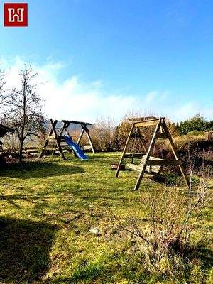 .. großer Garten für die Kinder !